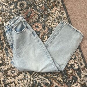 Abercrombie curve love loose jean